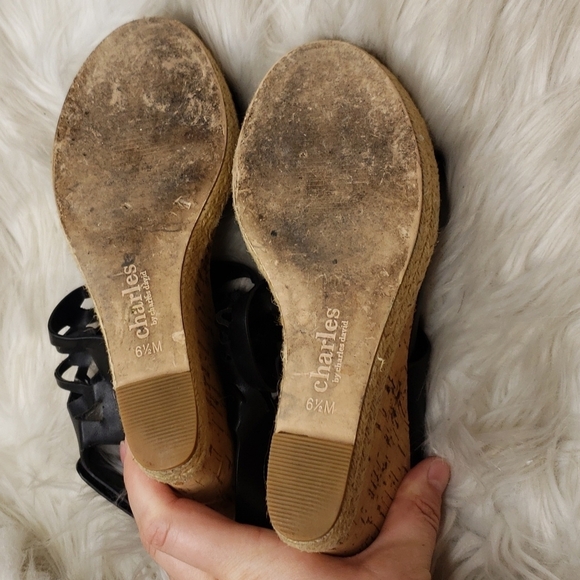 Charles David laser cut wedge sandal 6.5M - Picture 7 of 10